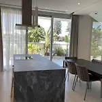 Napa Seaview - 2