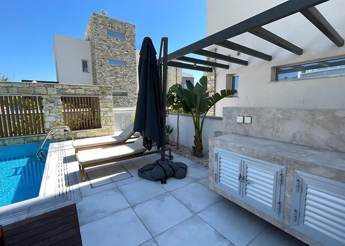 Napa Seaview - 2 * アヤナパ